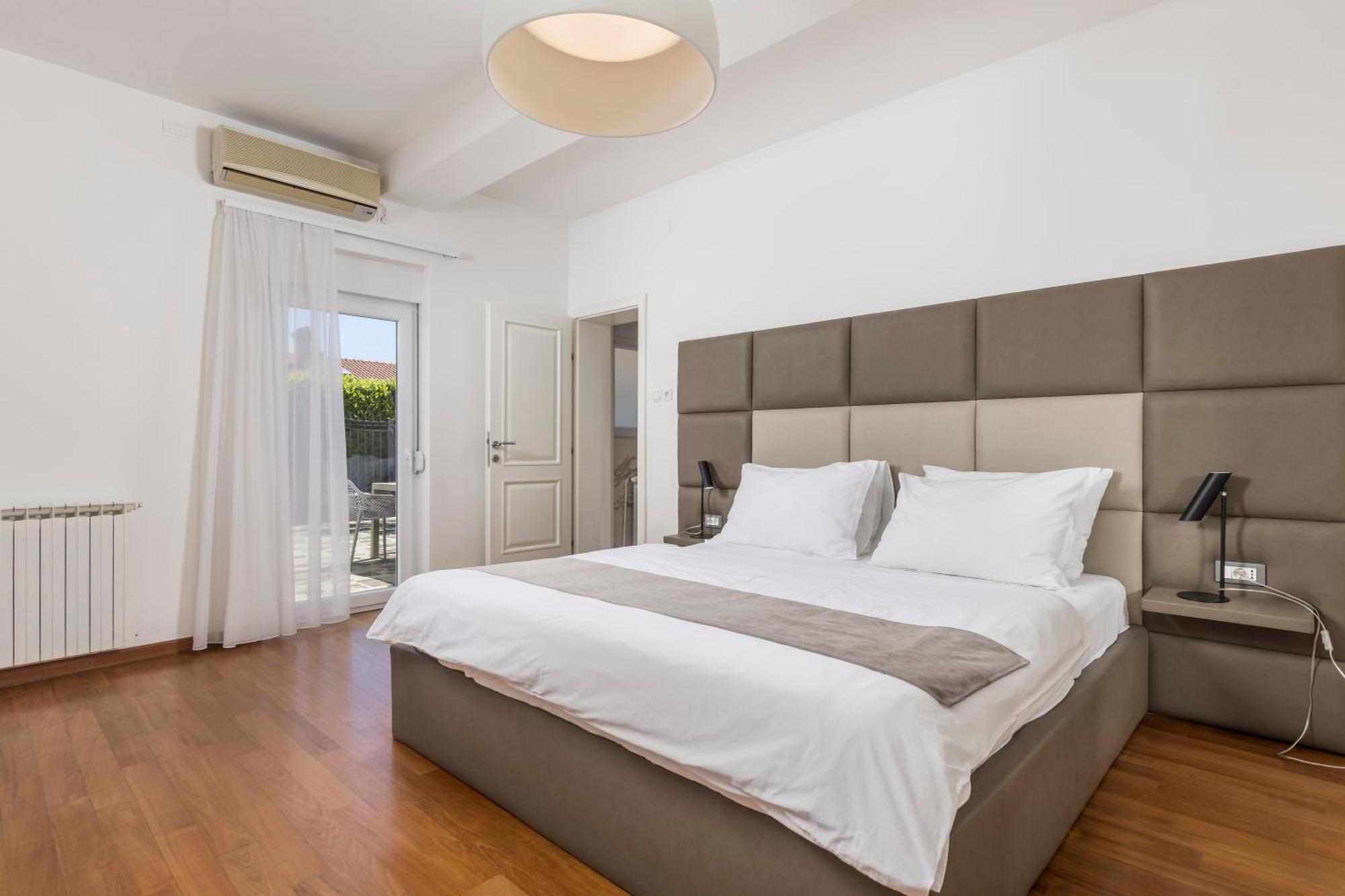 Villa Garden Apartment With Pool Опатия Экстерьер фото